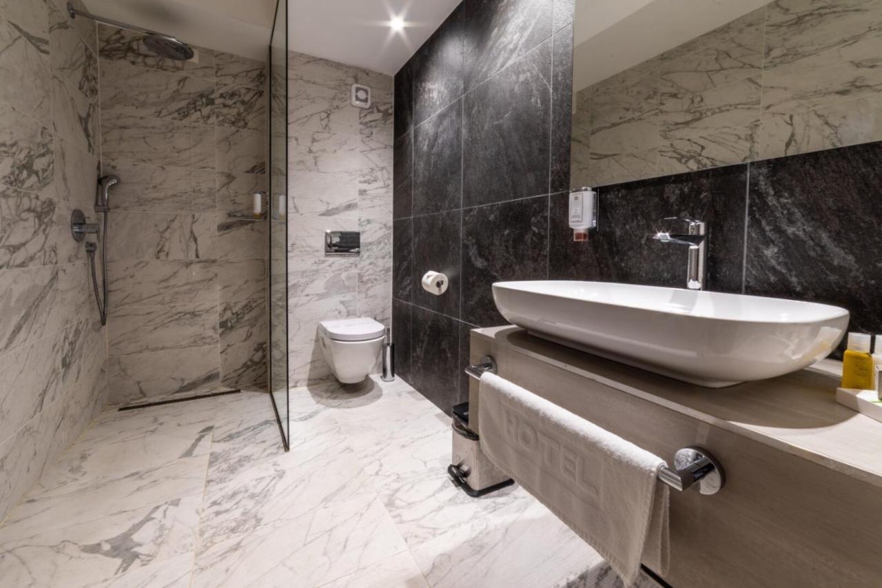Hotel Berane Bagian luar foto